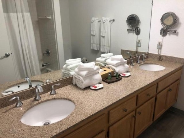 GetAways at Vista Mirage Resort image 5